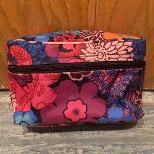 Vera Bradley Retired Pattern Make up Bag